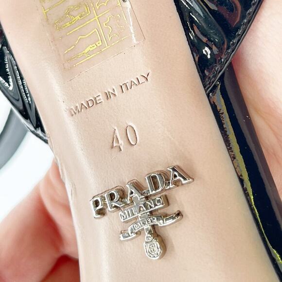 Prada Black Patent Leather Ankle Strap Flower Block Heel Sandal size IT 40 - Picture 11 of 12